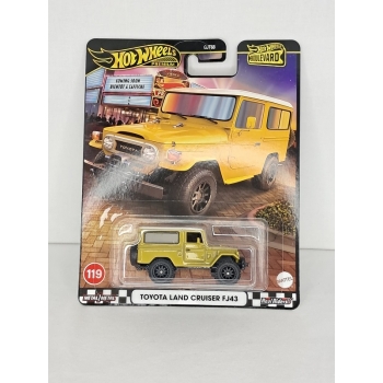 Hot Wheels 1:64 Boulevard - Toyota Land Cruiser FJ4 yellow